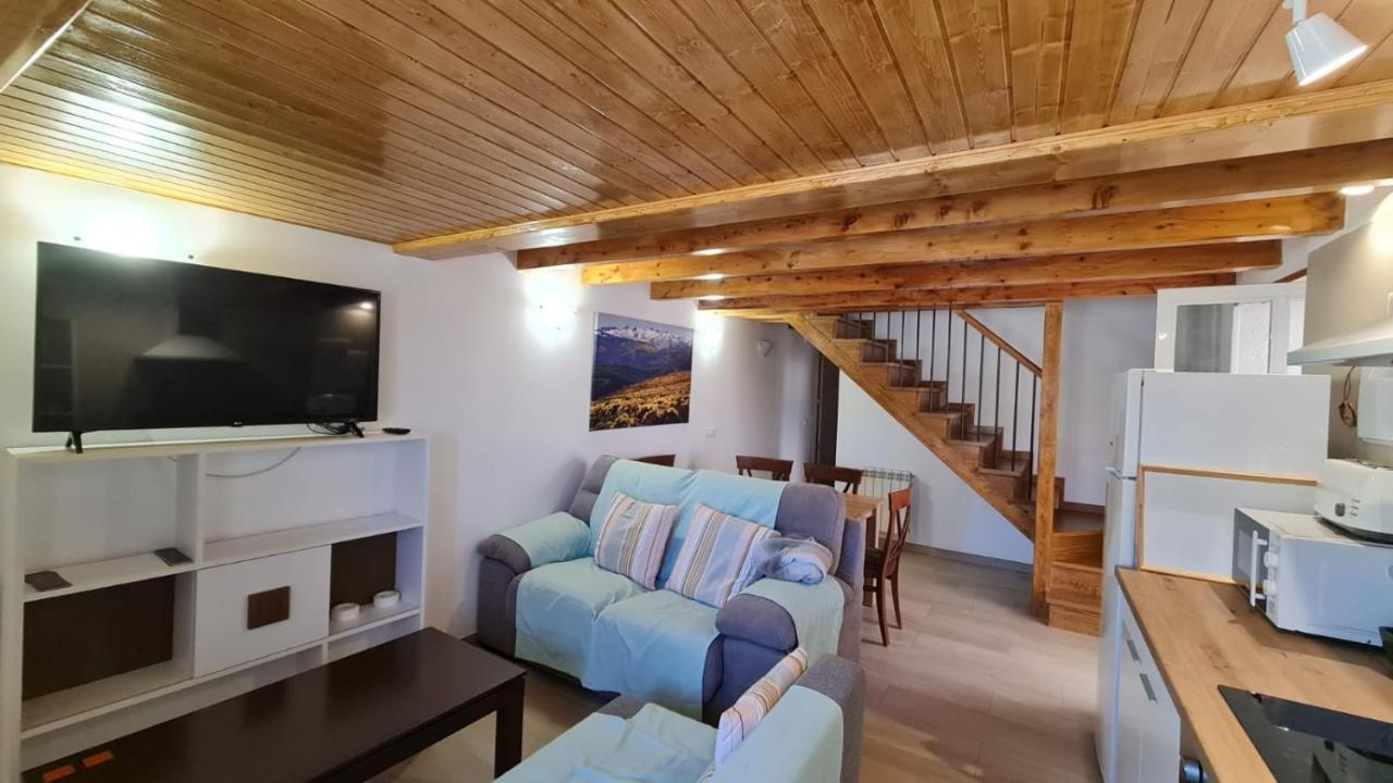 Casa Rural Los 7 Pinos De Gredos Navarredonda de Gredos Bagian luar foto