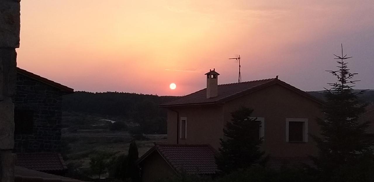Casa Rural Los 7 Pinos De Gredos Navarredonda de Gredos Bagian luar foto