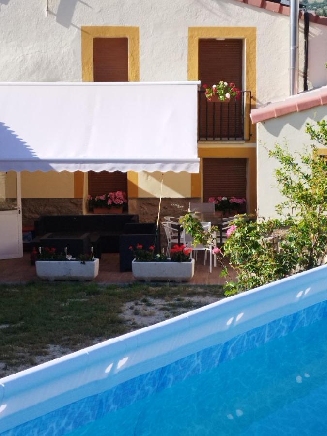 Casa Rural Los 7 Pinos De Gredos Navarredonda de Gredos Bagian luar foto